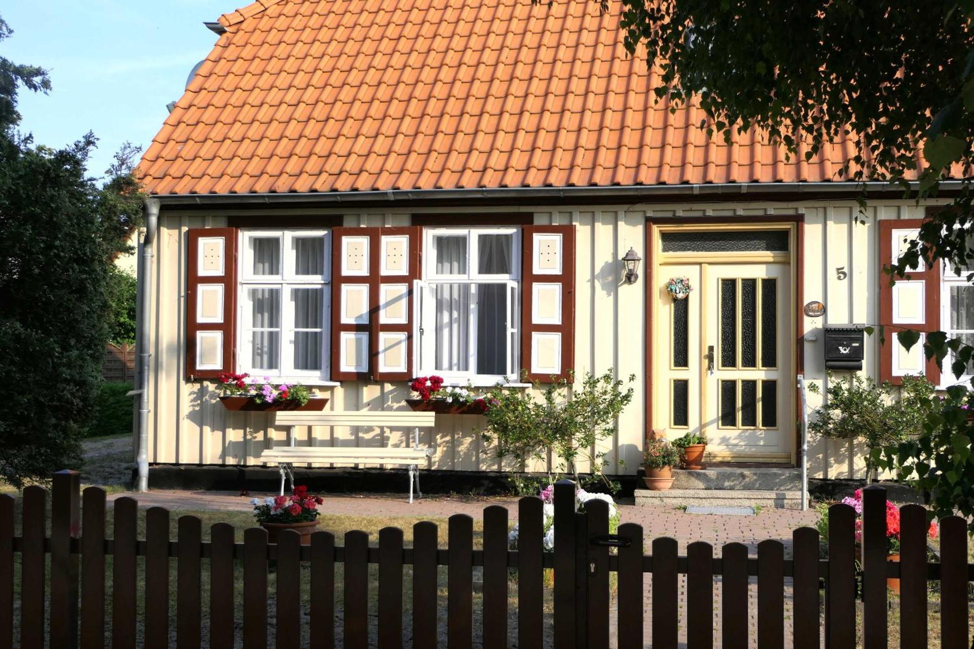 Privatunterkunft Kapitänshaus In Strandnähe In Prerow